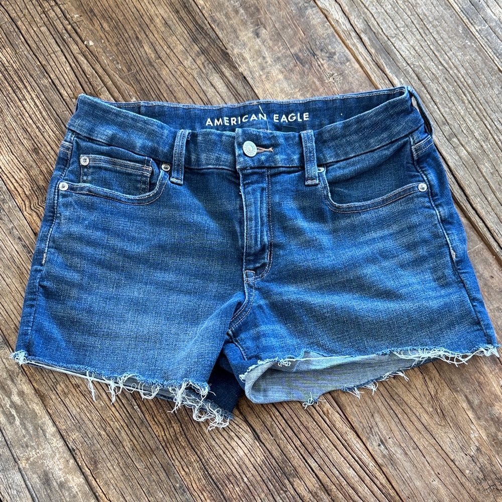 American Eagle Outfitters Dark Blue Denim Frayed Hem Shorts Curvy Midi